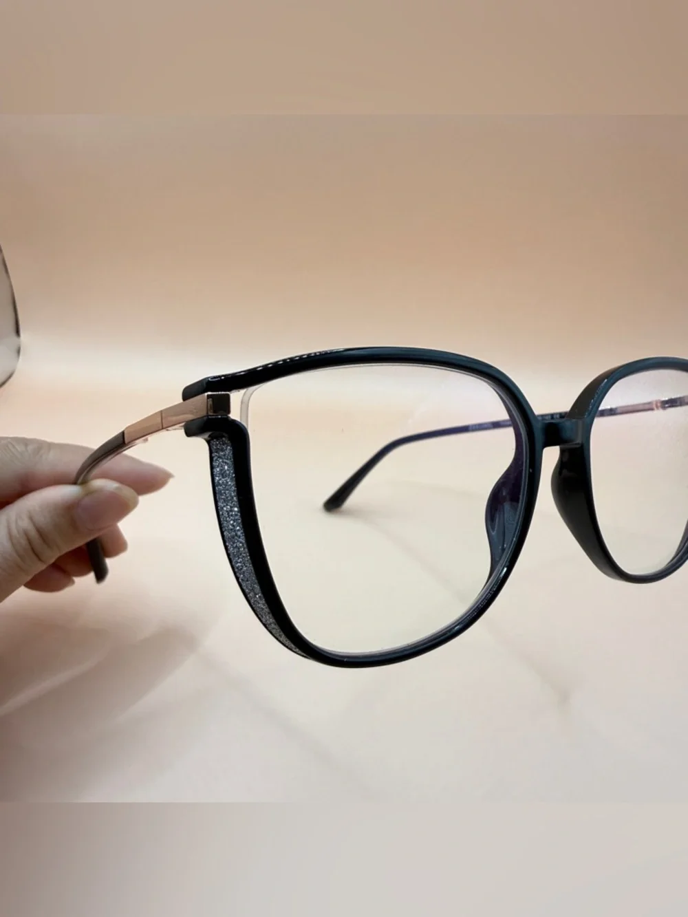 Women's Black Round Optical Glasses with Case